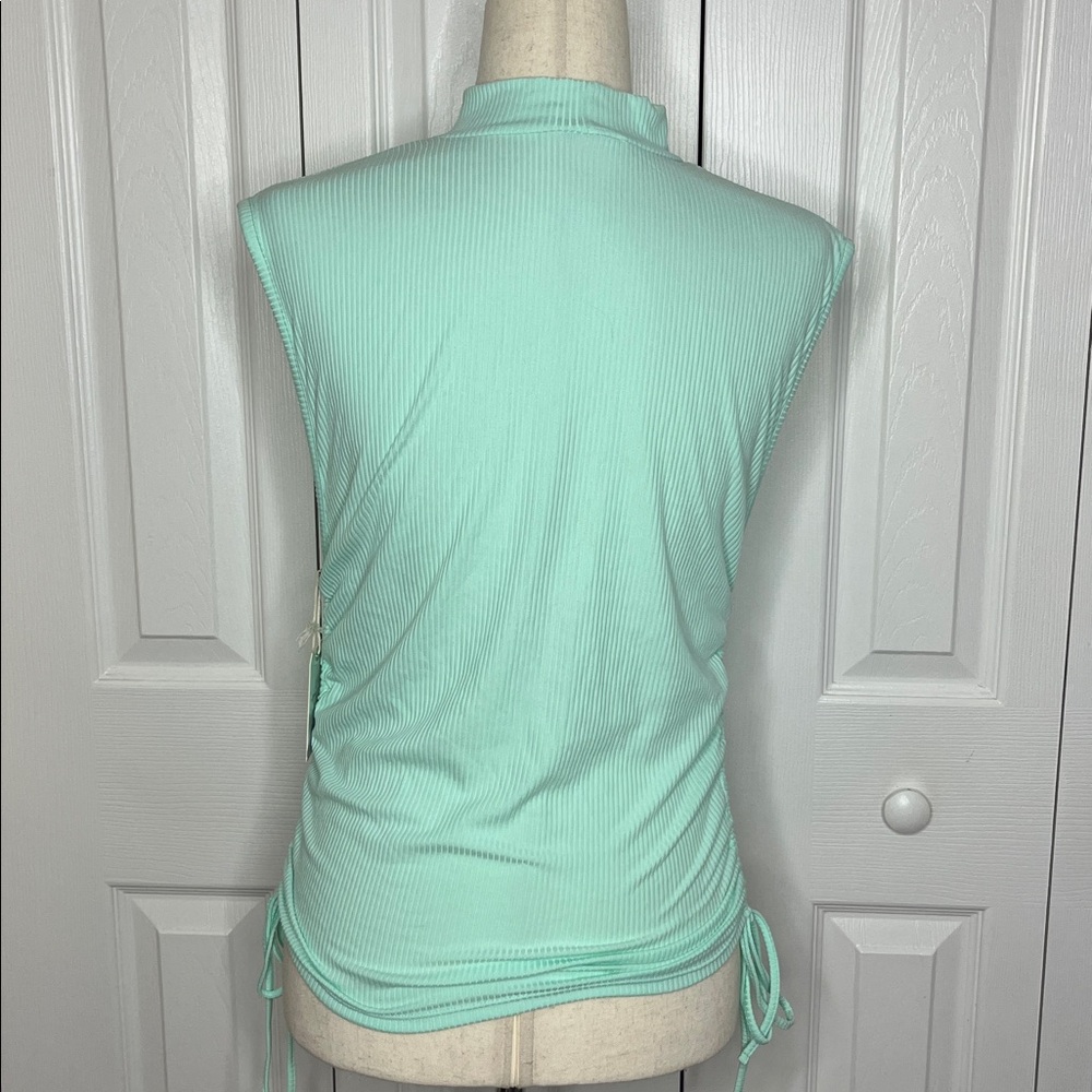 Sleeveless Ribbed Top-NWT - Picture 2 of 10
